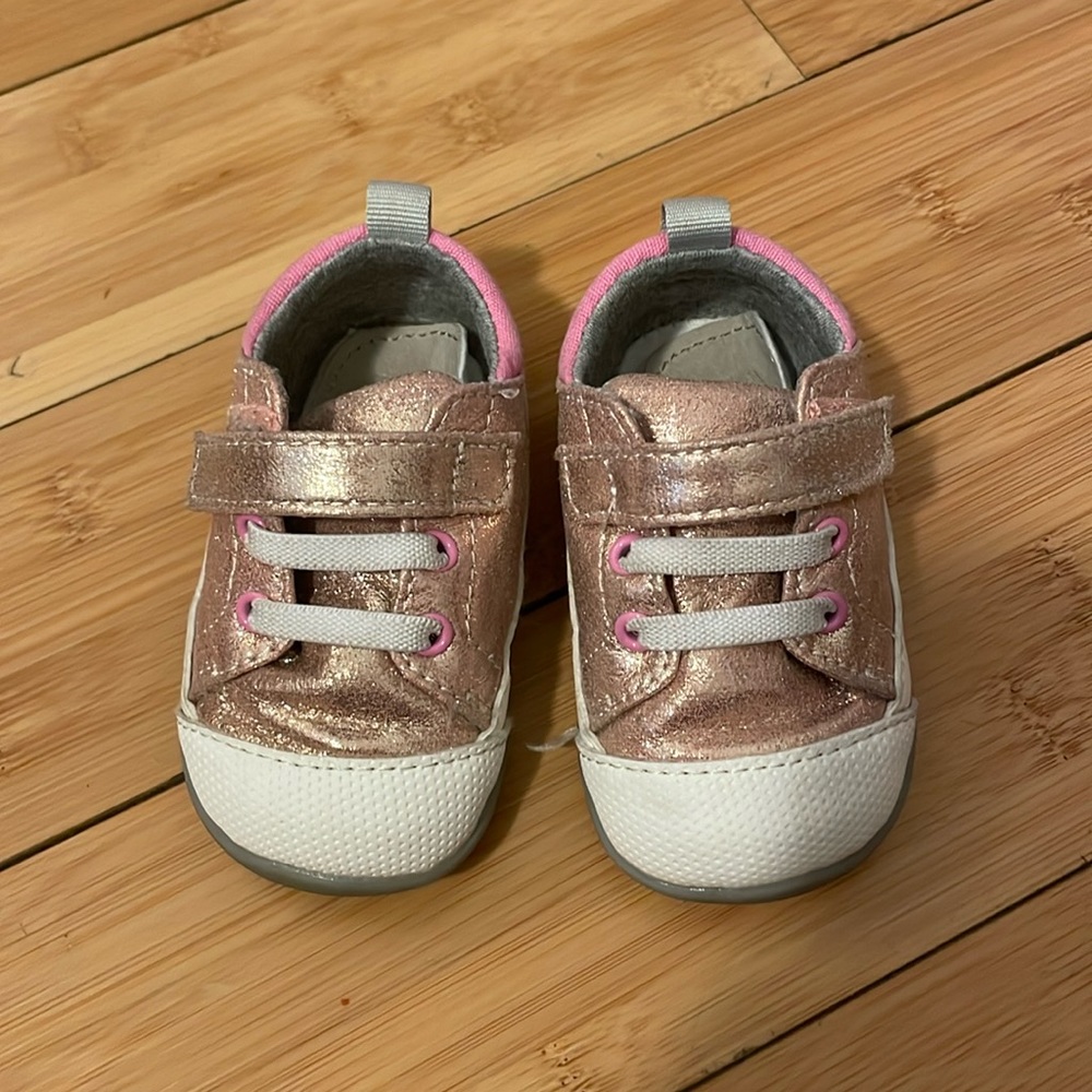 See Kai Run Stevie first walkers 4.5 gold shimmer